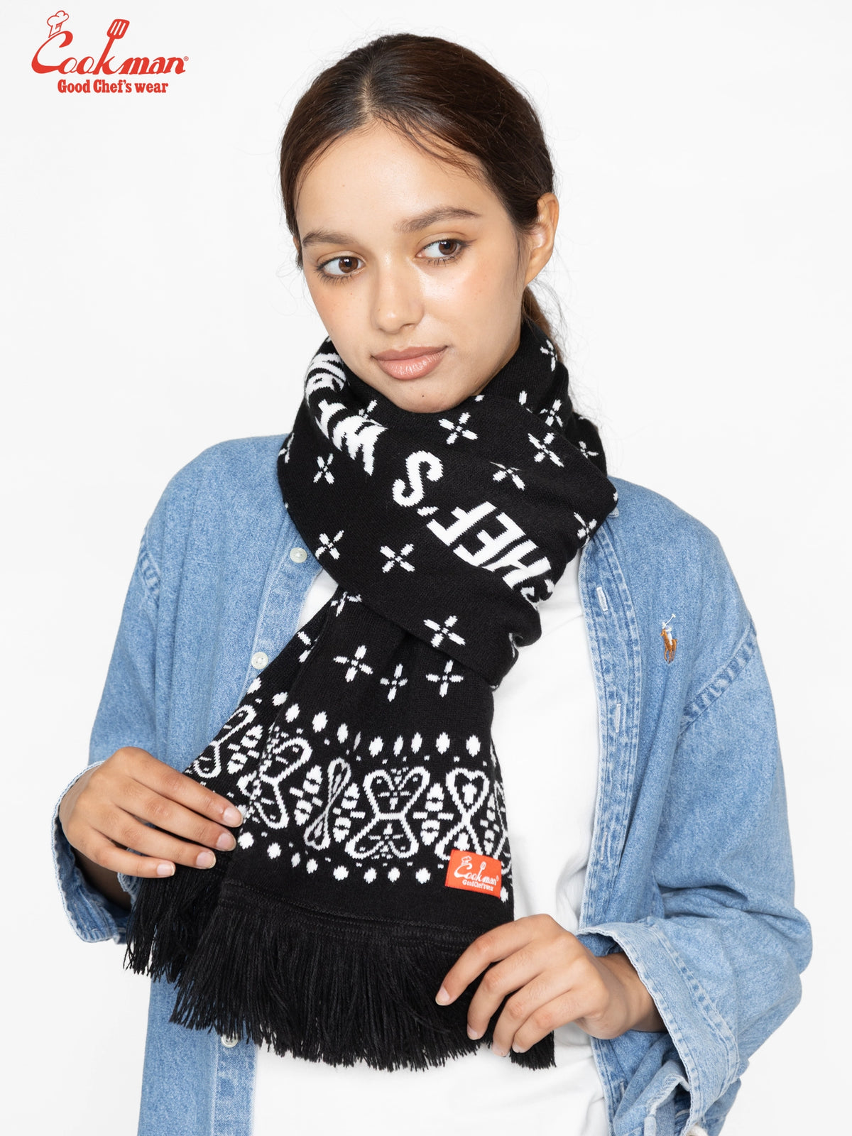 Knitted Scarf - Bandanna Cross Black