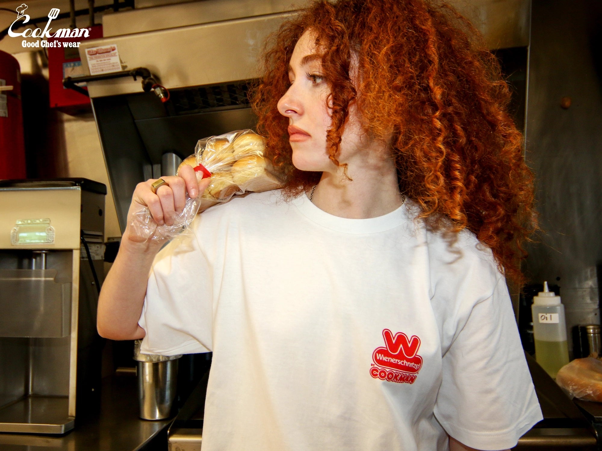 Tees - Wienerschnitzel Logo : White