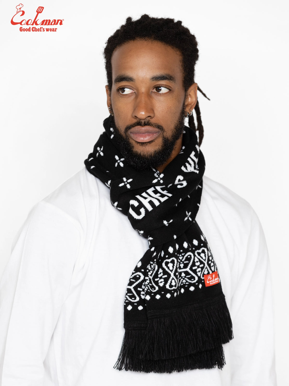 Knitted Scarf - Bandanna Cross Black